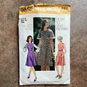 Vintage 1972 Simplicity 9850 Sewing Pattern Misses' Princess Dress